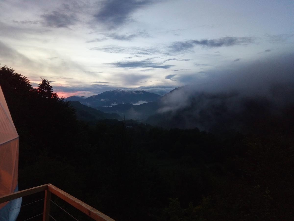 Glamping Georgia Krikhi Hotel Ambrolauri Buitenkant foto